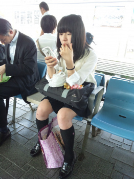 街撮り制服JK！の画像