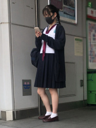 街撮りセーラー服JK！JC？の画像