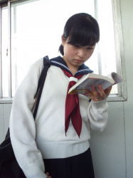 街撮りセーラー服JK！の画像