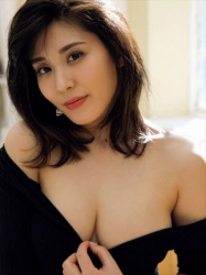 金子智美 元AKBがヘアヌード写真集発売記念 次はAVか？ おっぱい画像の画像