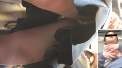 JKの可愛い花柄パンツ盗撮♪清楚ギャル・超美人JKのパンチラ画像の画像