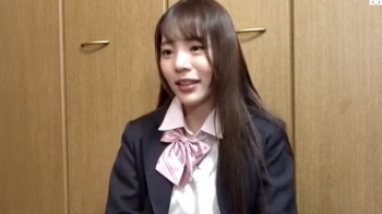 【個人撮影会】ガチでアイドル並みのルックスを持つ上品な美少女♡面接中にエッチなポーズを隠し撮りの画像