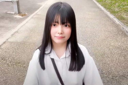 ノーブラで大阪城や住之江公園を散歩する女性Youtuber【ひまりぶちょー】の画像