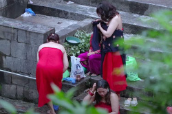 【4K映像】ネパールの女性達が行水(Holy Bath）を行う様子の画像