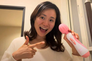【朗報】先日の乳首チョイ見えシャワー動画でバズった34歳写真家の和田SUN、今度は普段愛用している電マを公開&自慰行為について語る【写真家🌟和田星羅】の画像