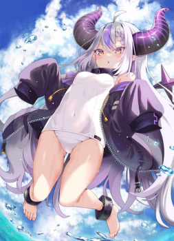 【白スク水】暑いので、白のスクール水着姿が涼しげな水辺の女の子の画像の画像