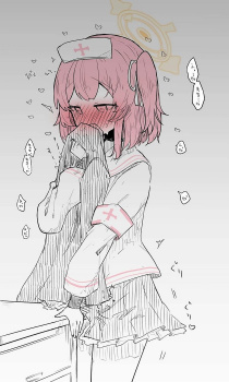 【ニオイ】くんかくんかしながらオナってる匂いフェチ女子の二次エロ画像の画像