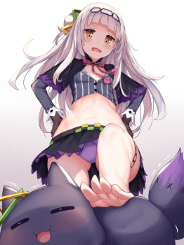 【ホロライブ】初期衣装で可愛い紫咲シオンちゃんの二次画像【祝復帰】の画像
