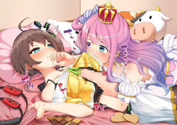 【百合画像】女子もおっぱいが好きなので女子のおっぱいを吸いますの画像