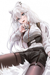 【黒スト】ショートパンツ女子やホットパンツ女子の黒タイツ脚画像 その6の画像