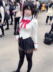 【まどマギ？】暁美ほむらちゃんのコスプレ画像を生成する過程で生まれてしまったコスプレイヤーさんの画像がコチラです part3 黒タイツ編【AI画像】の画像
