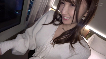 天川そら | 美形お姉さんがラブラブフェラして激しい手マンで濡れて腰ピクピクの画像