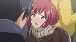 【エロアニメ】（ダメだ自制がきかないっぽい！）幼なじみのしおふき管理をすることになった男の子、電車で指マンしたら声も出せず糸引くほど愛液が溢れ出してきて..の画像
