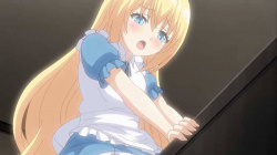 【エロアニメ】「いやぁああああー♥♥」まだ性知識も持たないあどけない少女が、股間に当たった机の角の感触が今まで味わったことのない快感に襲われ潮まで吹いちゃう!の画像