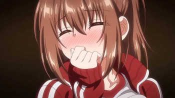 【エロアニメ】修学旅行の夜、女子部屋の押し入れで息を殺して密着かくれんぼ…。「しーっ、聞こえちゃう」すぐそこに友達がいるのに、ドキドキが止まらない私達の初めて。の画像