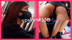 【upskirt#550】黒服美人お姉さんの黒Pとプリケツ逆さ撮りの画像