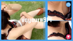 【voyeur#914】公園で無防備な女の子の胸チラをの画像