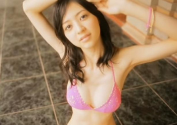 逢沢りな　スレンダーなのに超絶美巨乳のクビレボディがエロすぎるお宝動画の画像