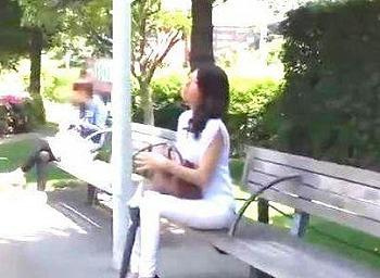 ≪セレブ人妻≫『主人には言えない』綺麗目な人妻美熟女が他人棒で浮気不倫セックスしちゃうｗもだえ感じちゃうぞｗｗｗの画像