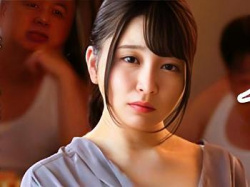 <人妻NTR>人妻は近所のオヤジたちに中出しさせてお金をもらって家賃を払っていたという貧乏妻のお話<ながえスタイル>の画像