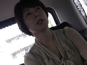 【人妻ナンパ】しっかりお堅いショートカットおくさま「力が抜けちゃいますぅ?」しっとりハメハメ 無許可で中に出されちゃうの画像