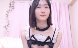 新作★無垢で可愛い顔して剛毛マンコの美少女の丸見えオナニーライブ動画の画像