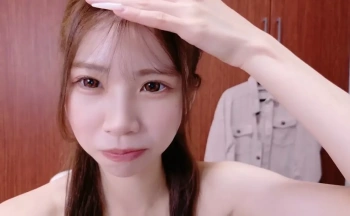 新作★素人感MAXなS級顔出し美女が本気イキするオナニーがエロいライブチャット動画の画像