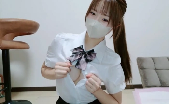 新作★連続イキでガチ昇天する美乳で美マンなシロウト美女のエロすぎるオナニーライブ動画の画像