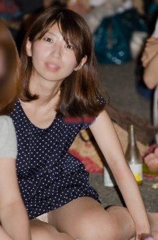 あたシコ？あたシコでない？議論の余地があるすわりパンチラの画像