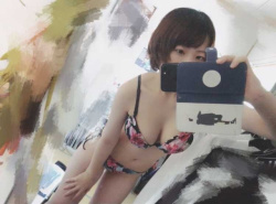 普通、女の子の下着姿なんか見れないからなwwwwwの画像