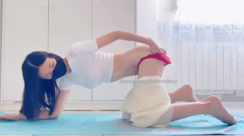 女youtuberが、ただただ、パンツを脱いでいく動画が528万再生される・・・・・・。（動画あり）の画像
