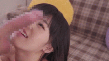 【フェラテオ】　じっくりとワイのチ●ポを舐める小娘があヤバシコｗｗｗ（ＧＩＦあり）の画像