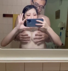 鏡に写したエチエチ撮りに大興奮で超早漏ｗｗｗｗｗｗｗの画像