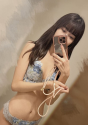 スレンダーさん、えろいランジェリーで誘惑満開、あたしこ満開ｗｗｗｗｗの画像