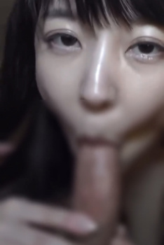 ち●ぽ咥えて離さんから、パシャッｗｗｗｗｗｗｗｗｗｗの画像