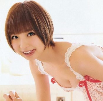 篠田麻里子の水着グラビア画像169枚の画像