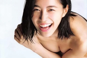 松井珠理奈のヌード、水着グラビア画像185枚の画像