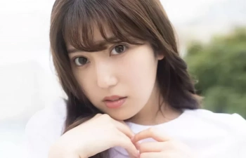 阿部なつきの下乳巨乳おっぱいがエロすぎるｗｗｗｗの画像