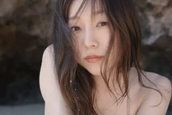 須田亜香里の手ブラヌード!マンスジもエロすぎるwwwwの画像