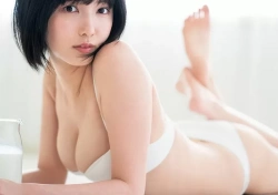 月埜ヒスイの水着グラビア画像80枚の画像