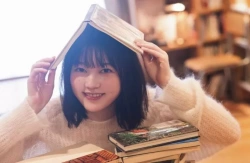 幸阪茉里乃のグラビア画像20枚の画像
