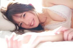 神崎ひな（愛瀬ひな）の水着グラビア画像51枚の画像