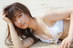 【画像】現役ABEMAアナウンサー西澤由夏のスケスケおっぱいがエロすぎるｗｗｗｗの画像