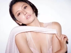 長澤まさみのロケットおっぱいって抜けるよなｗｗｗｗの画像