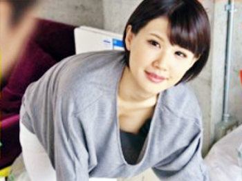 【白咲碧（涼宮琴音）】浮き上がる…隙間から見える乳首！朝ゴミ出しする近所のノーブラ奥さんをレイプしちゃった俺。の画像