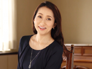 【笛木さとみ】初撮り五十路熟女AVデビュー！息子が彼女と部屋でエッチしている声を聞いてからムラムラが止まらなくて…。の画像
