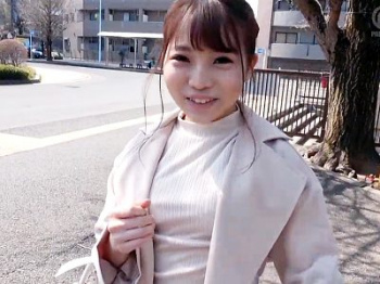 【今井ゆうひ】明るく元気いっぱいの20歳の美少女と遊園地デート！はじけるピチピチ肌＆美尻を堪能した無邪気SEXハメ撮り！の画像