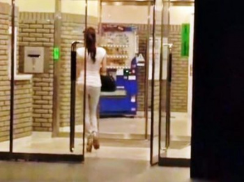 「おぅ、やっぱりアイツの嫁は堪んねぇな～。一発、カマしてやるか…。」巨乳人妻を待ち伏せレイプ！寝取られ快感に堕ちたスケベボディ！の画像