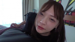 【痴女動画】ワンナイトした地雷系女子が朝から乳首弄りフェラ手コキ　一条みおの画像