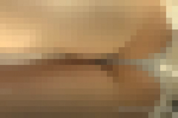 街中にいたミニスカ娘にロックオンして追跡パンチラ隠し撮りの画像